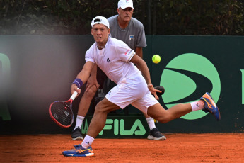 Rosario, Argentina.- In photos taken on February 4, 2024, tennis player Sebastián Báez (photo) defeated Dmitry Popko in a definition for the fifth point of the series against Kazakhstan, which took place at the Jockey Club of Rosario, and the team Argentine Davis Cup team qualified for the Group Stage of the Finals of the most important team competition.