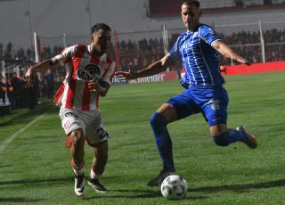 Córdoba, Argentina - In the photo taken on February 25, 2024, with goals by Altamira and Guillén, Godoy Cruz beat La Gloria 2-0 and took a further lead at the top of Zone B.