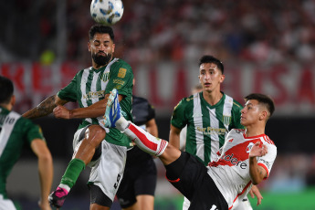 Buenos Aires, Argentina.- In the photos taken on February 18, 2024, during the River vs. Banfield, for Group B of the Copa de la Liga in the Monumental. River and Banfield played 1 to 1. Braian Galván and Pablo Solari marked the sides of the encounter.