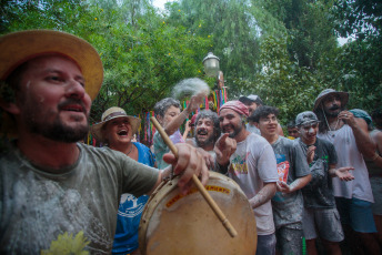 La Rioja, Argentina.- In photos taken on February 12, 2024, people enjoy carnivals around the country. Traditions, music and dance attract tourists in many cities in Argentina, as a transcendental event in the annual tourist calendar, special for a long weekend that includes Monday and Tuesday.