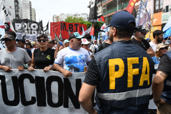 Buenos Aires, Argentina.- In the photos taken on February 8, 2024, a group of protesters, belonging to the social movements grouped in the Unidad Piquetera (UP), gather in Plaza Alsina in the Buenos Aires town of Avellaneda, with intentions to reach the Pueyrredón Bridge, to demand food assistance for the community kitchens.