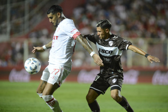 Santa Fe, Argentina.- In the photos taken on February 19, 2024, Unión faces Platense in a match for date 6 of the Argentina tournament - LPF Cup 2024 at the Avenida stadium. Unión drew a goalless draw against Platense.