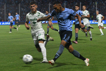 Córdoba, Argentina.- In the photos taken on February 19, 2024, Belgrano faces Sarmiento in a commitment corresponding to the sixth day of the 2024 Professional League Cup. Belgrano defeated Sarmiento 4-1. Peruvian footballer Bryan Reyna scored his first goal with Belgrano and strengthens himself in the starting eleven.