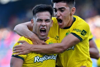 Buenos Aires, Argentina.- In the photos taken on February 14, 2024, Tigre faces Defensa y Justicia, in the continuity of zone B of the Professional Football League (LPF) Cup, at the José Dellagiovana stadium. Tigre lost 1-0 against Defensa y Justicia, with a goal from Nicolás "Uvita" Fernández 32 minutes into the second half. With this result, the "Halcón" reached 10 points in the tournament and was three behind the leader, Godoy Cruz.