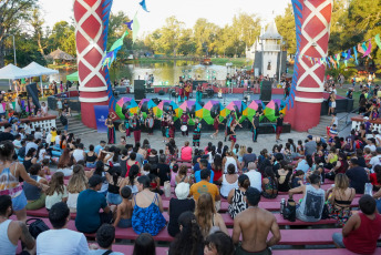 La Plata, Argentina.- In photos taken on February 12, 2024, people enjoy carnivals around the country. Traditions, music and dance attract tourists in many cities in Argentina, as a transcendental event in the annual tourist calendar, special for a long weekend that includes Monday and Tuesday.