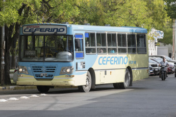 Bariloche, Argentina.- In the photos taken on March 26, 2024, they show buses in the streets of Bariloche, Argentina. The ranking of urban automotive transport rates prepared by the Argentine Association of Automotive Transport Entrepreneurs (AAETA) on 58 cities showed that the minimum ticket with the highest value in the country is that of Bariloche, with 980 pesos. The top 5 is completed by General Roca ($940), Coronel Rosales ($880), Centenario ($853) and Cipoletti ($850).