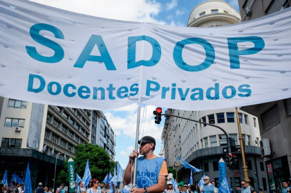 Argentina: gremios docentes exigen convocatoria a la paritaria nacional y advierten sobre protestas