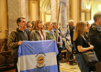 Buenos Aires, Argentina.- En las fotos tomadas el 2 de abril del 2024, la Catedral de Buenos Aires fue el templo donde se rezó por los caídos y veteranos de la guerra que libró Argentina con Gran Bretaña por la soberanía sobre las australes islas Malvinas.