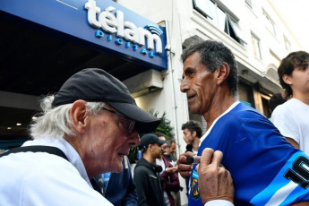 Buenos Aires, Argentina.- In the photos taken on April 4, 2024, during a tribute in the vicinity of one of the Télam buildings with a photographic exhibition that covered the extensive sporting career of the '10' not only as a footballer but also as a technical director or, simply, as an unconditional fan of the Argentine National Team.