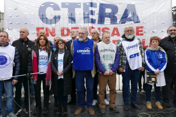 Buenos Aires, Argentina.- In the photos, the national teaching unions participated in a strike throughout the country on May 23, 2024. The national strike had a massive participation in demand of the urgent call to the federal joint meeting, the restitution of the National Teacher Incentive Fund (Fonid) and other demands.