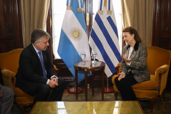 Buenos Aires, Argentina.- In the photo, the Uruguayan Foreign Minister, Omar Paganini (left), arrived in Buenos Aires and held a meeting with his Argentine counterpart, Diana Mondino (right), on May 24, 2024. Although, the meeting would have an "open agenda" , the teams from both foreign ministries had been working for days to bring together various issues of the bilateral relationship. According to a statement, among the topics of conversation were daily border issues, bilateral trade and the development of the Uruguay River waterway.