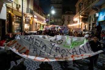 Buenos Aires, Argentina.- In the photos, one month after the triple lesbicide, a march was held to the Plazoleta Quinquela Martin (Barracas) on June 6, 2024. The protesters demand justice for the victims Pamela, Roxana and Andrea , and assistance and justice for Sofía, the only survivor. Two couples were victims of an incendiary hate crime in a guesthouse on May 6.