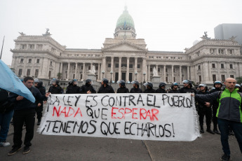 Buenos Aires, Argentina - In a photo of 12 June 2024, the area around the National Congress became a battlefield where demonstrators and security forces clashed throughout the afternoon of Wednesday 12 June. Social, piqueteras, leftist, Peronist, human rights, neighbourhood assemblies and trade union organisations demonstrated in rejection of the Ley Bases that is being debated in the Senate. The aim of the attack was to interrupt the session.