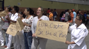 Protesta de enfermeras en Hospital de Coche en Caracas durante crisis sanitaria de 2018